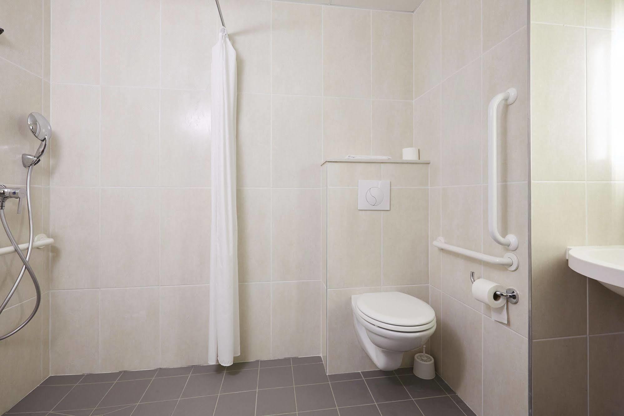 B&B Hotel Maurepas Dış mekan fotoğraf